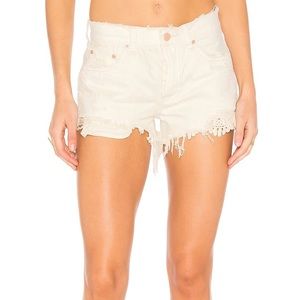 EUC Free People Daisy Chain Lace Festival Shorts size 24 worn white